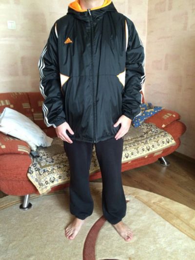 Лот: 7456240. Фото: 1. Продам новую ветровку adidas. Верхняя одежда