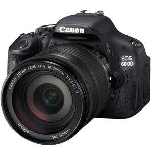 Лот: 7679353. Фото: 1. Canon 600D + Canon EF-S 18-200mm... Цифровые зеркальные