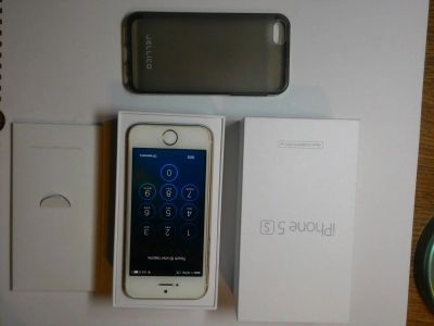 Лот: 7102627. Фото: 1. Iphone 5s 16gb. Смартфоны