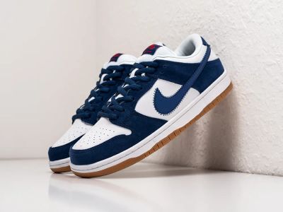 Лот: 24978346. Фото: 1. Кроссовки Nike SB Dunk Low. Кеды, кроссовки, слипоны