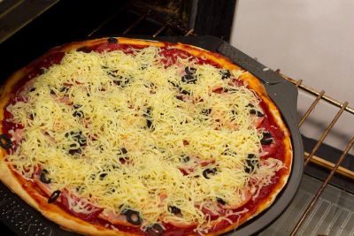 Лот: 7042038. Фото: 1. Очень вкусная домашняя ПИЦЦА. Готовые блюда
