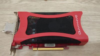 Лот: 10838073. Фото: 1. Gainward 9600 GT. Видеокарты