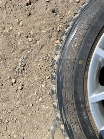 Лот: 19541332. Фото: 1. 265/50 r19 Bridgestone blizzak... Шины