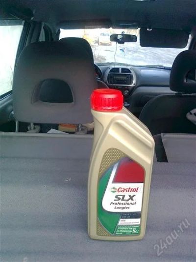 Лот: 1665804. Фото: 1. Моторное масло Castrol SLX Professional... Масла, жидкости