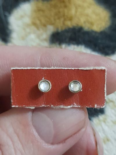 Лот: 25885113. Фото: 1. Сережки, гвоздики. Серьги, каффы