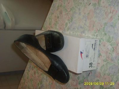 Лот: 75082. Фото: 1. Туфли кожаные 38р. Туфли