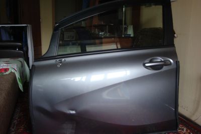 Лот: 15987390. Фото: 1. Дверь левая передняя nissan note. Другое (шины, диски)