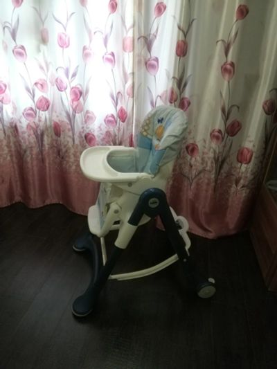 Лот: 16330780. Фото: 1. Стульчик для кормления. Стульчики для кормления