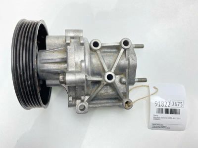 Лот: 23561365. Фото: 1. Помпа Mitsubishi Outlander 2016... Двигатель и элементы двигателя