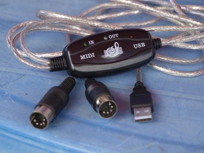 Лот: 17837728. Фото: 1. USB-midi кабель два штуки одним... MIDI-оборудование