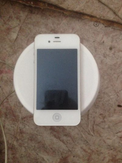 Лот: 7759221. Фото: 1. Iphone 4s 16gb белый. Смартфоны