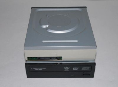 Лот: 10196470. Фото: 1. SATA DVD-ROM/RW разных производителей. Приводы CD, DVD, BR, FDD