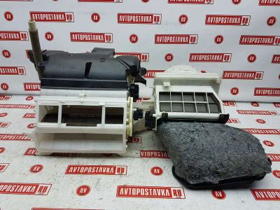 Лот: 20900464. Фото: 1. Корпус вентилятора отопителя Mitsubishi... Двигатель и элементы двигателя