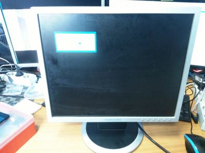 Лот: 11996850. Фото: 1. Монитор Samsung SyncMaster 740N. ЖК-мониторы