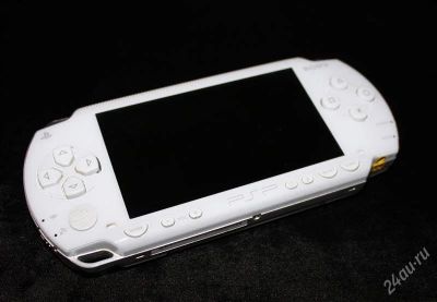 Лот: 984861. Фото: 1. PSP 1004 fat цена снижена. Игровые приставки, консоли