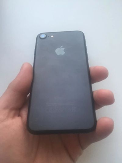 Лот: 11485632. Фото: 1. Iphone 7 32gb. Смартфоны