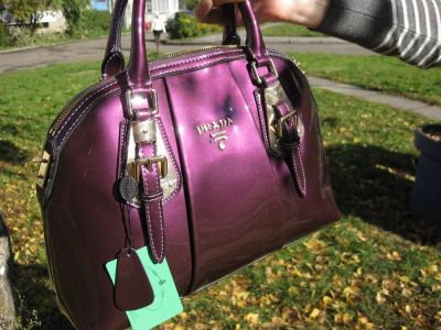 Лот: 3255529. Фото: 1. Кожаная сумка PRADA. Другое (женская одежда)