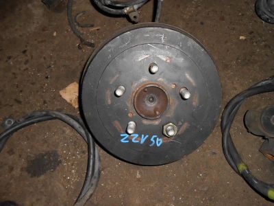 Лот: 20903088. Фото: 1. Ступица Toyota Vista ZZV50 1ZZ-FE... Кузов