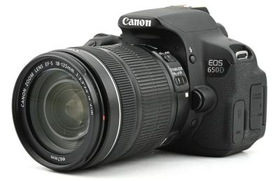 Лот: 25319656. Фото: 1. Зеркальный фотоаппарат Canon EOS... Цифровые зеркальные