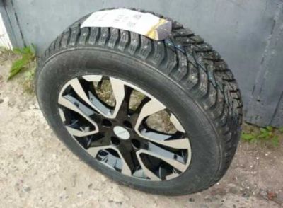 Лот: 25800738. Фото: 1. Комплект зимних шипованных колёс... Шины на дисках