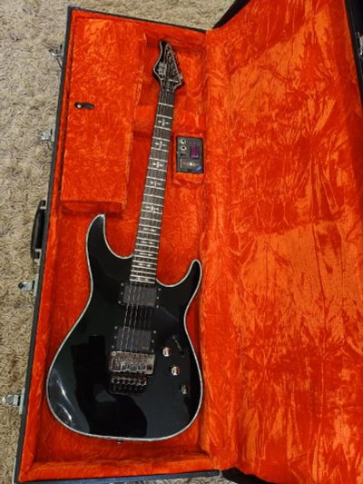 Лот: 19108984. Фото: 1. Schecter Diamond Hellraiser. Гитары