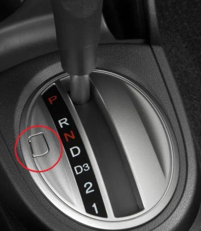 Лот: 25797290. Фото: 1. Заглушка АКПП Honda Fit GE, GP. Салон