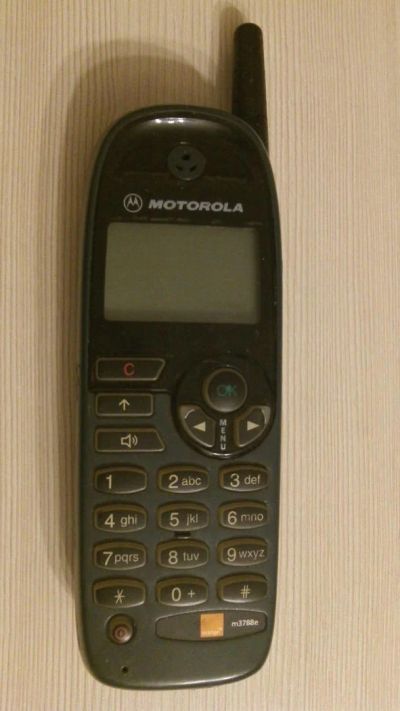 Лот: 5931961. Фото: 1. сотовый телефон Motorola m3788e. Кнопочные мобильные телефоны