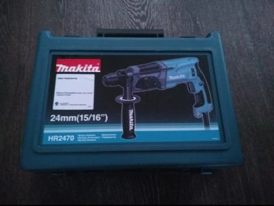 Лот: 15585543. Фото: 1. Перфоратор Makita HR2470. Электроинструмент