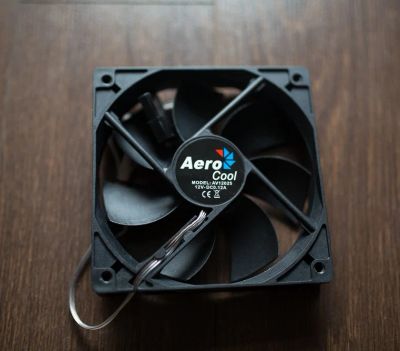 Лот: 4011773. Фото: 1. Aerocool AV12025 120mm. Системы охлаждения