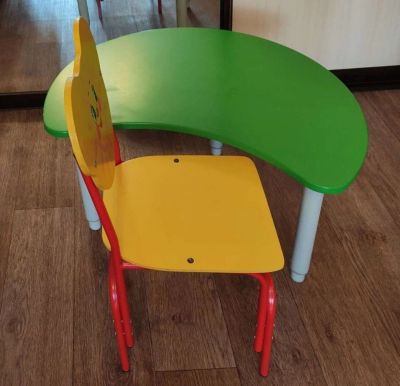 Лот: 20412454. Фото: 1. Детский стол и стул. Столики, стулья, парты