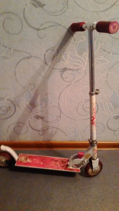 Лот: 11694281. Фото: 1. самокат детский складной. Самокаты