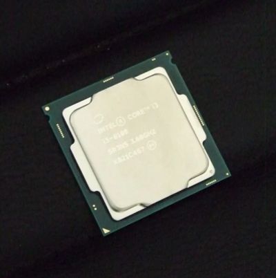 Лот: 14388641. Фото: 1. Процессор INTEL Core i3 8100... Процессоры