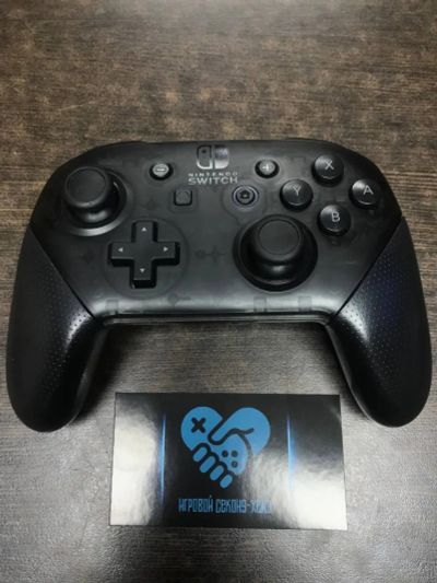 Лот: 14594677. Фото: 1. Оригинальный Pro Controller для... Аксессуары для игровых приставок, консолей, геймпады
