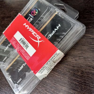 Лот: 19991633. Фото: 1. Память DDR4 HyperX RGB 32 ГБ... Оперативная память