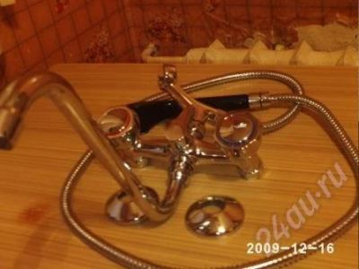 Лот: 676615. Фото: 1. Смеситель для ванны. Смесители