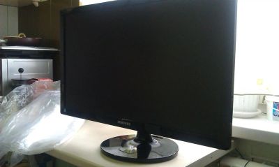 Лот: 3622858. Фото: 1. Монитор Samsung 23.6" S24C350HL... ЖК-мониторы