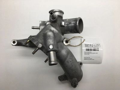 Лот: 20388724. Фото: 1. Корпус термостата Lexus Gs300... Двигатель и элементы двигателя