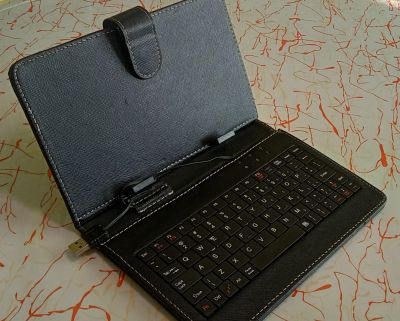 Лот: 19961480. Фото: 1. Чехол с USB клавиатурой для планшета. Чехлы, бамперы