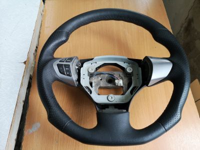 Лот: 13926010. Фото: 1. Руль Suzuki Grand Vitara. Салон