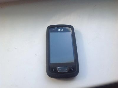 Лот: 2981666. Фото: 1. LG Optimus One P500. Смартфоны