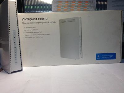 Лот: 10411447. Фото: 1. Интернет центр YOTA. Маршрутизаторы (роутеры)