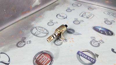Лот: 23589632. Фото: 1. Клапан VVT-i Mazda Premacy LF-VD... Двигатель и элементы двигателя