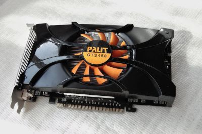 Лот: 16033949. Фото: 1. Видеокарта Nvidia GTS 450 1 Gb... Видеокарты