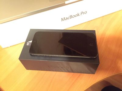 Лот: 4928445. Фото: 1. iphone 5 32gb black. Смартфоны