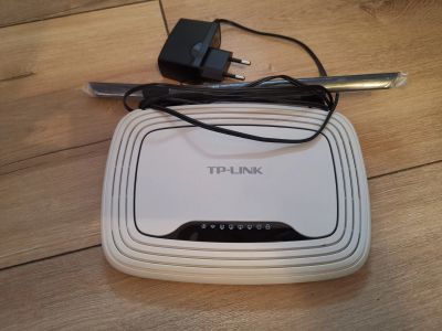 Лот: 25052258. Фото: 1. TP-Link TL-WR841N 4 LAN, 100 Мбит... Маршрутизаторы (роутеры)