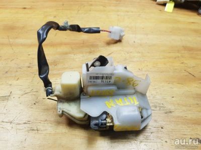 Лот: 18536263. Фото: 1. Замок дверной Mazda Titan SYF6T... Кузов