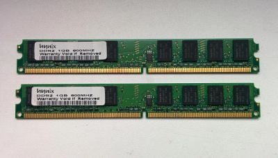 Лот: 7341660. Фото: 1. Два модуля памяти Hynix DDR2 DIMM... Оперативная память