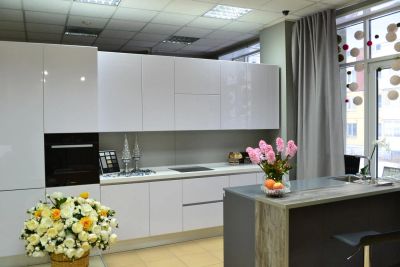 Лот: 8209720. Фото: 1. кухня студия с экспозиции 932. Кухонные гарнитуры