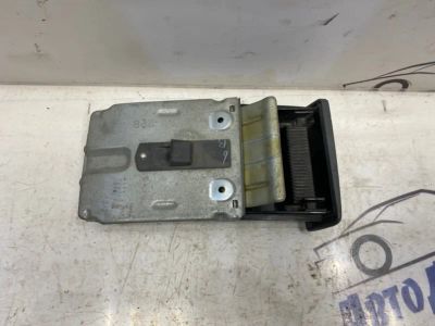 Лот: 21715026. Фото: 1. пепельница Honda Civic Ferio ES1. Двигатель и элементы двигателя