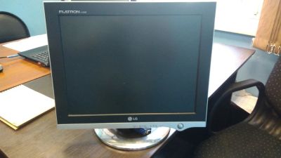 Лот: 11906836. Фото: 1. Монитор LG fiatron L1520B в отличном... ЖК-мониторы